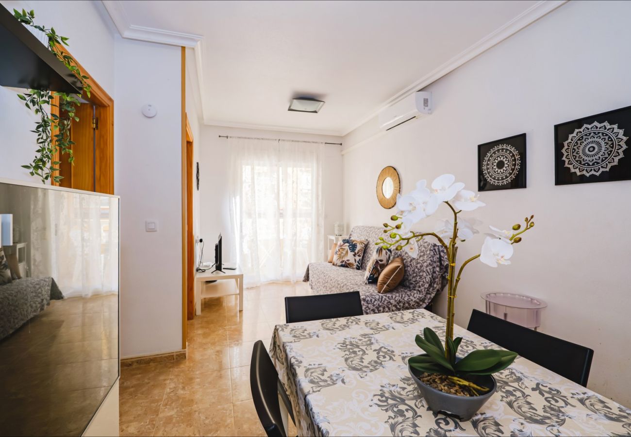 Apartamento en Torrevieja - ID90