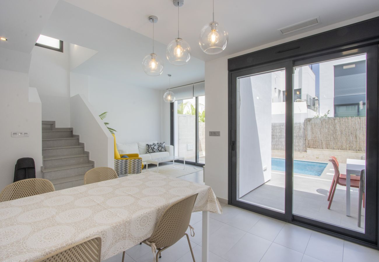 Casa en Torrevieja - ID181