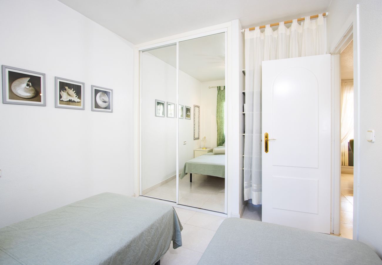 Bungalow en Orihuela Costa - ID4