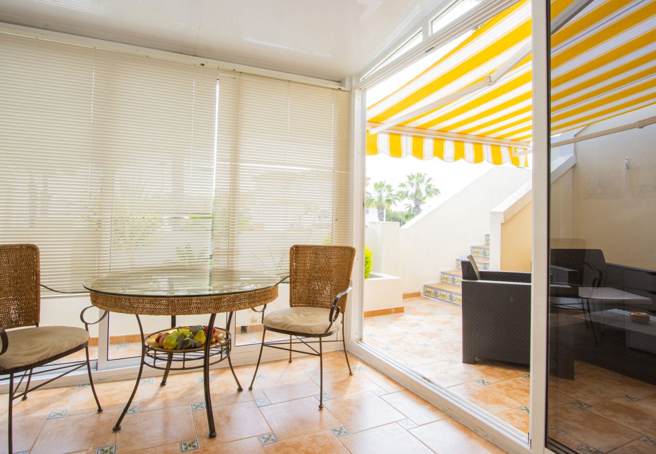 Bungalow en Orihuela Costa - ID4