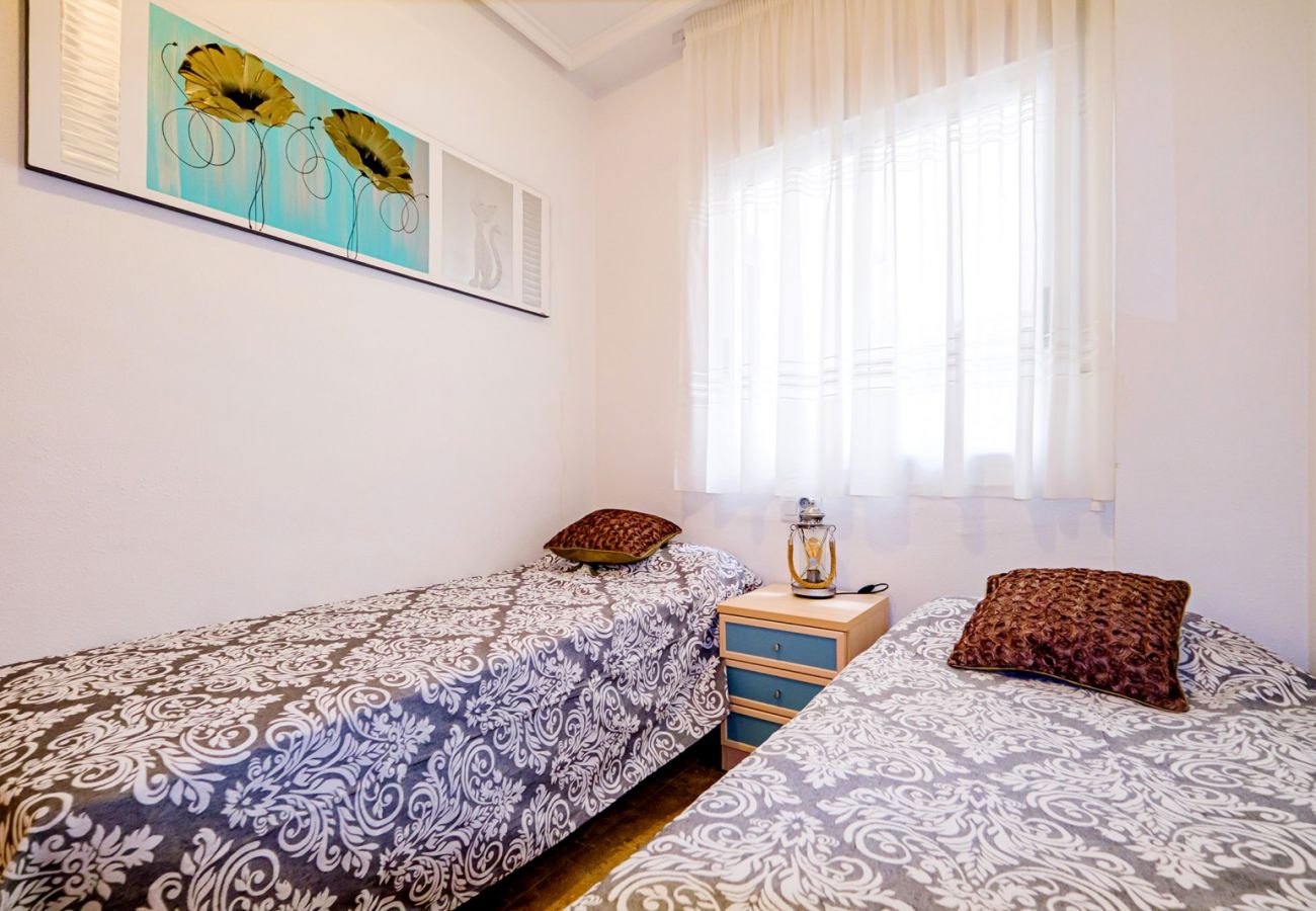 Apartamento en Torrevieja - ID90