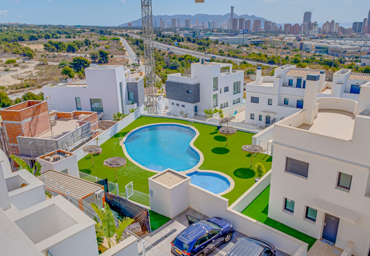 Apartamento en Finestrat - Duplex Finestrat con 2 dormitorios y terraza