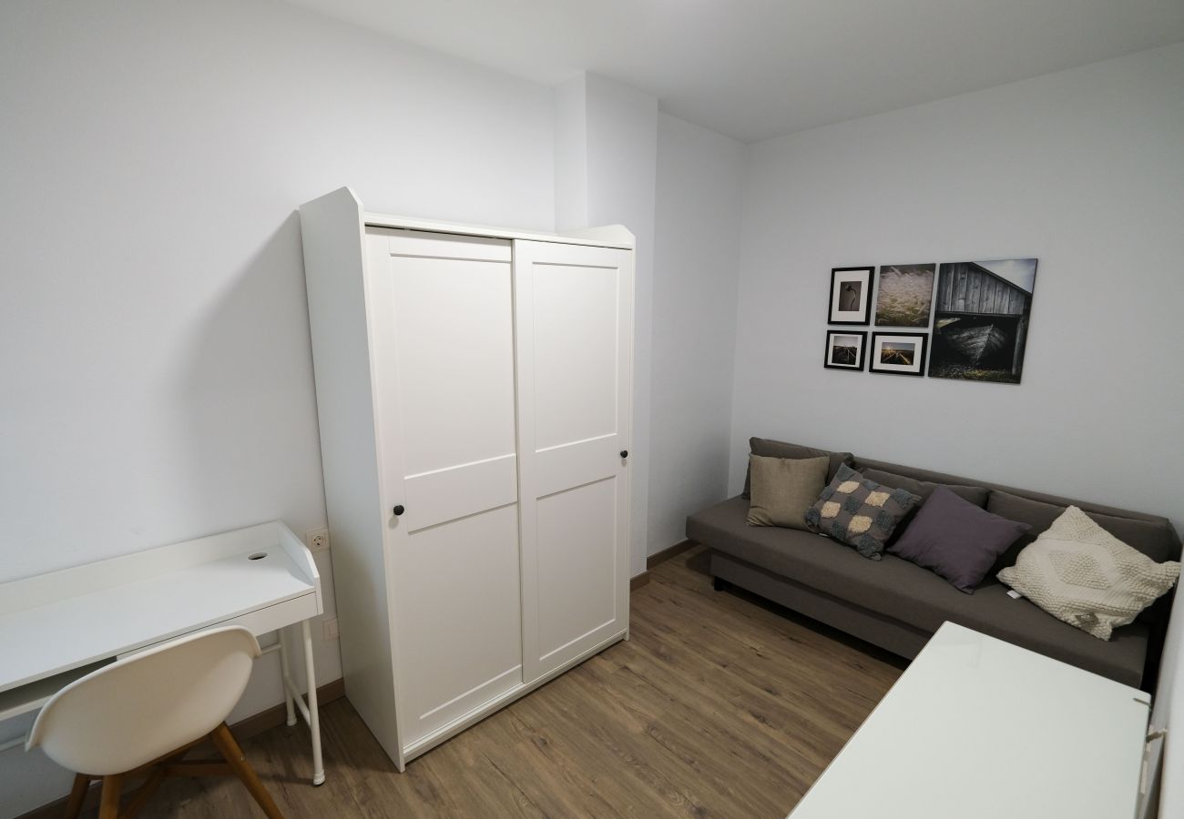 Apartamento en Alicante - 0A PlusUltra de 2 dormitorios Alicante
