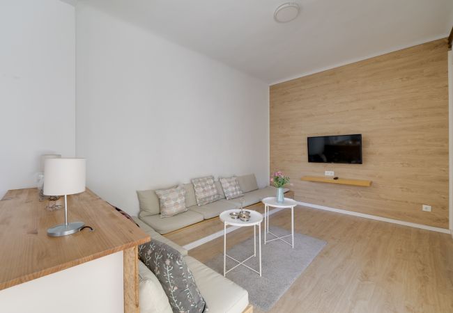Apartamento en Alicante - Piso en Carolinas con 3 dormitorios