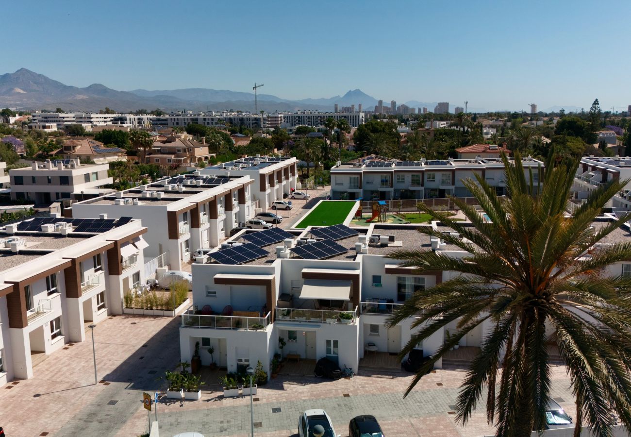 Casa adosada en San Juan de Alicante - ASL LEVANTE DREAM
