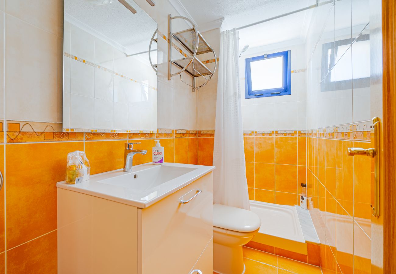 Apartahotel en Villajoyosa - CSL PISO AZALEAS DOR DORMITORIOS