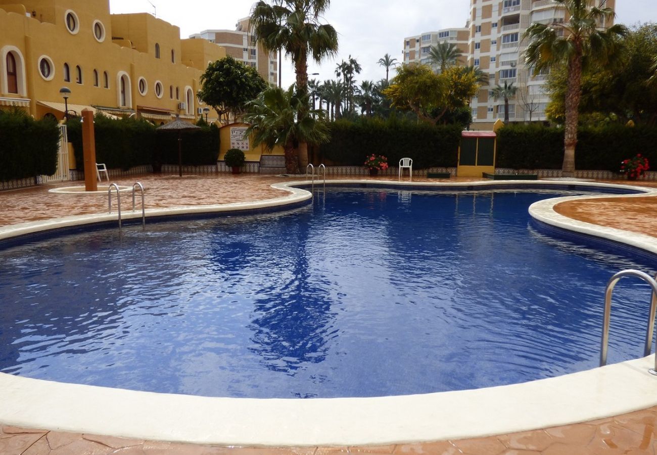 Casa adosada en El Campello - AL MARAVILLOSA VILLA CON PLAYA PRIVADA EN EL CAMPE