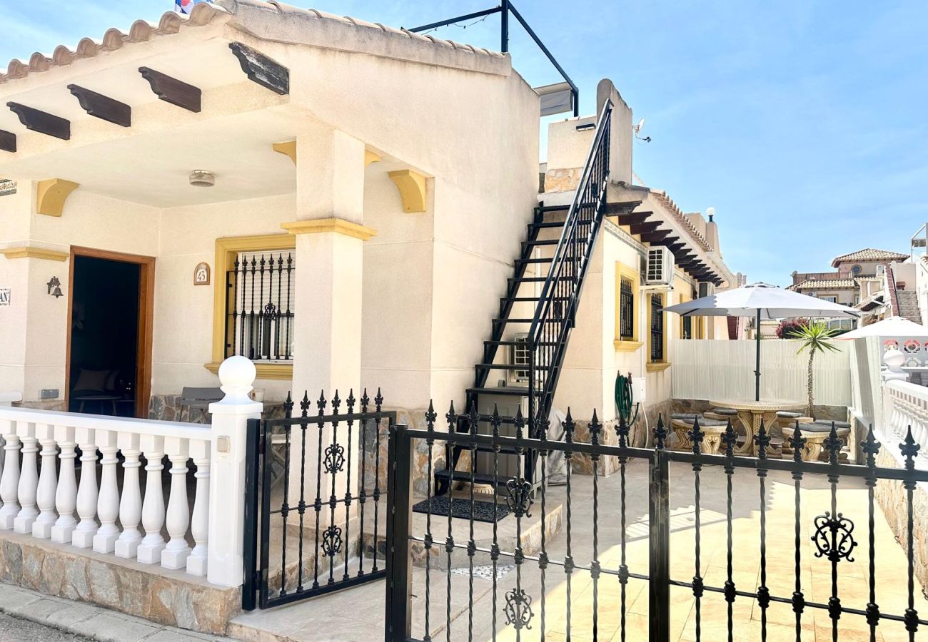 Bungalow en Orihuela Costa - ID191