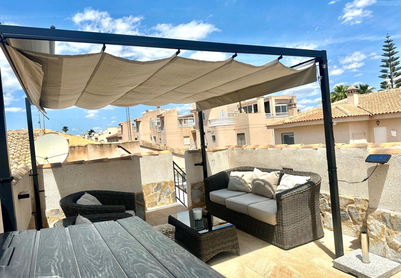 Bungalow en Orihuela Costa - ID191