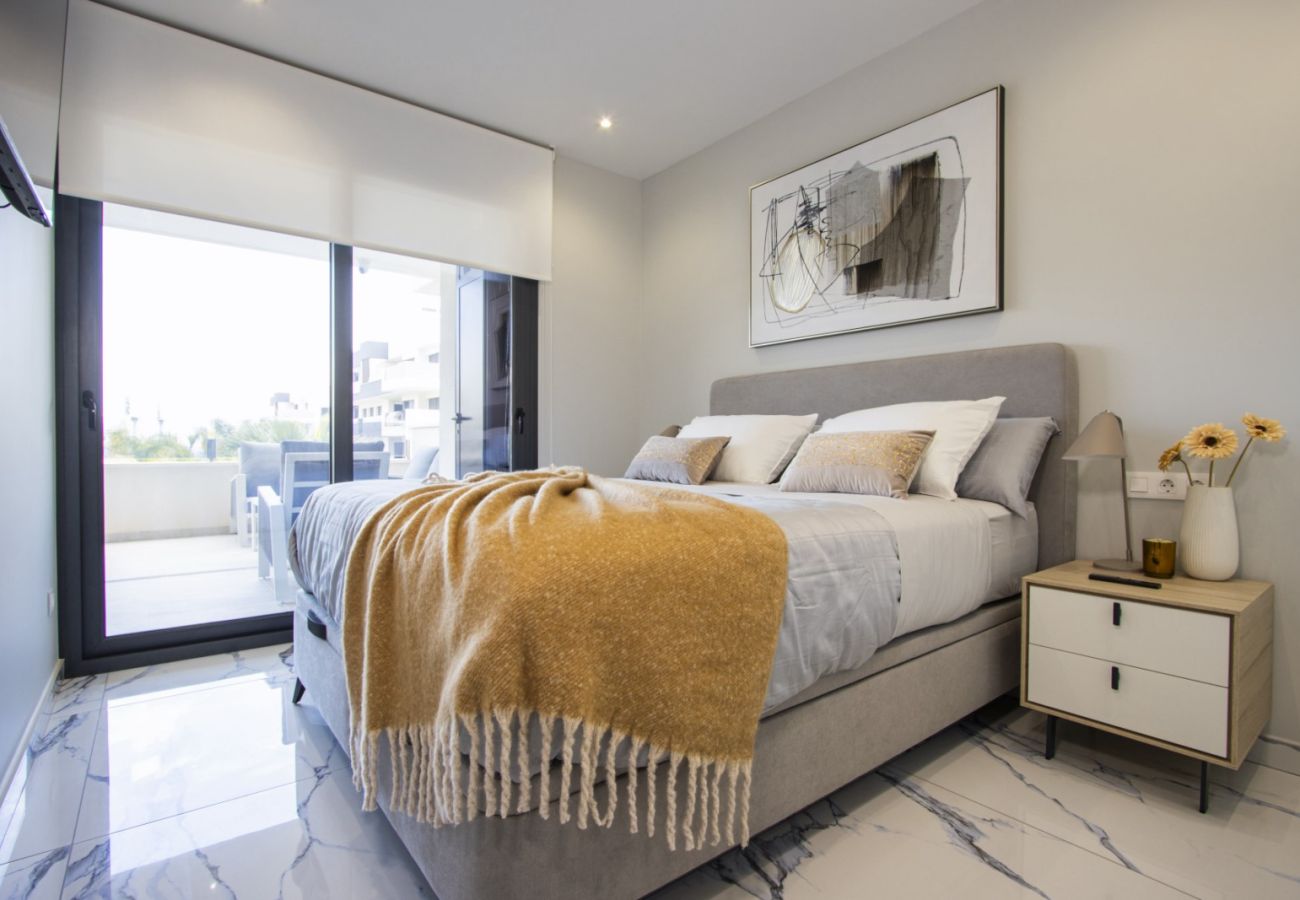 Apartment in Orihuela Costa - ID9
