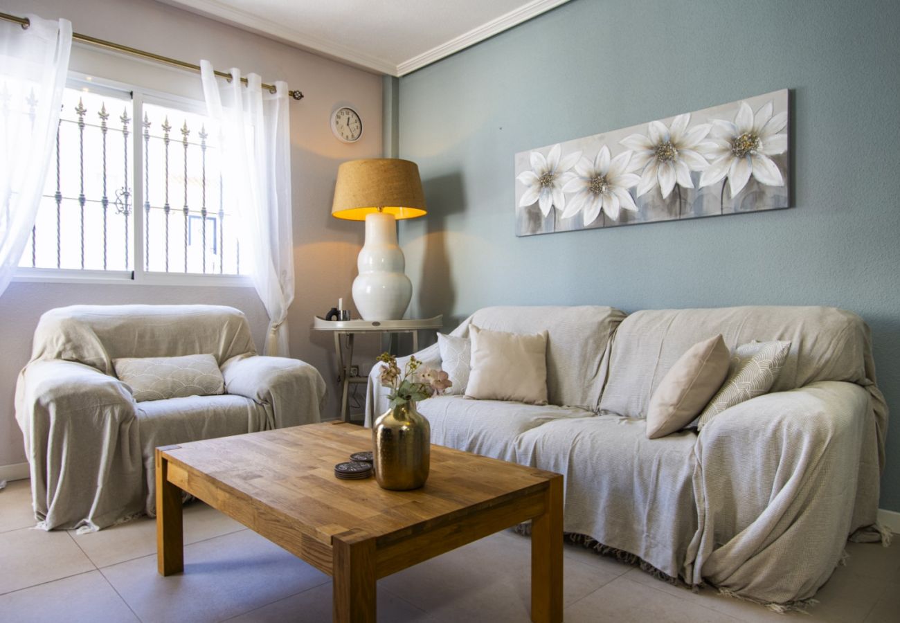 Bungalow in Orihuela Costa - ID191