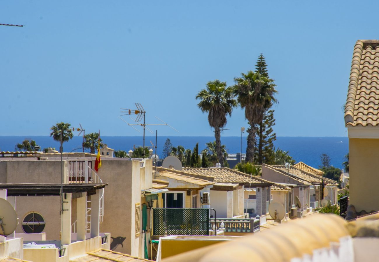 Bungalow in Orihuela Costa - ID191