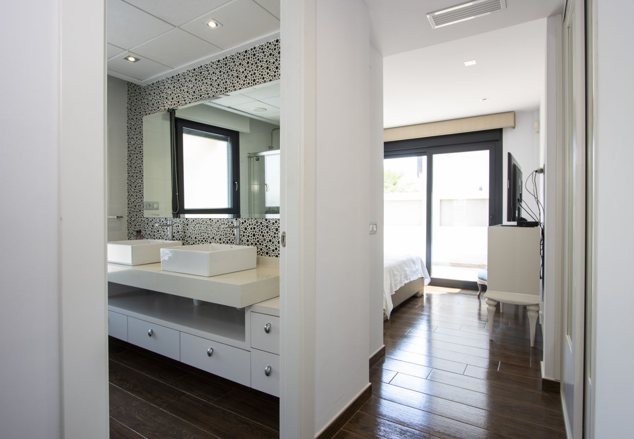 Villa in Torrevieja - ID26