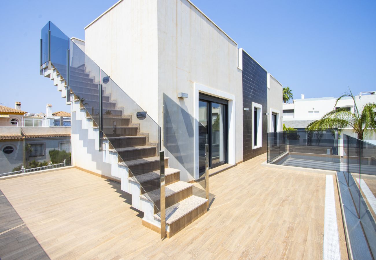 Villa in Torrevieja - ID26