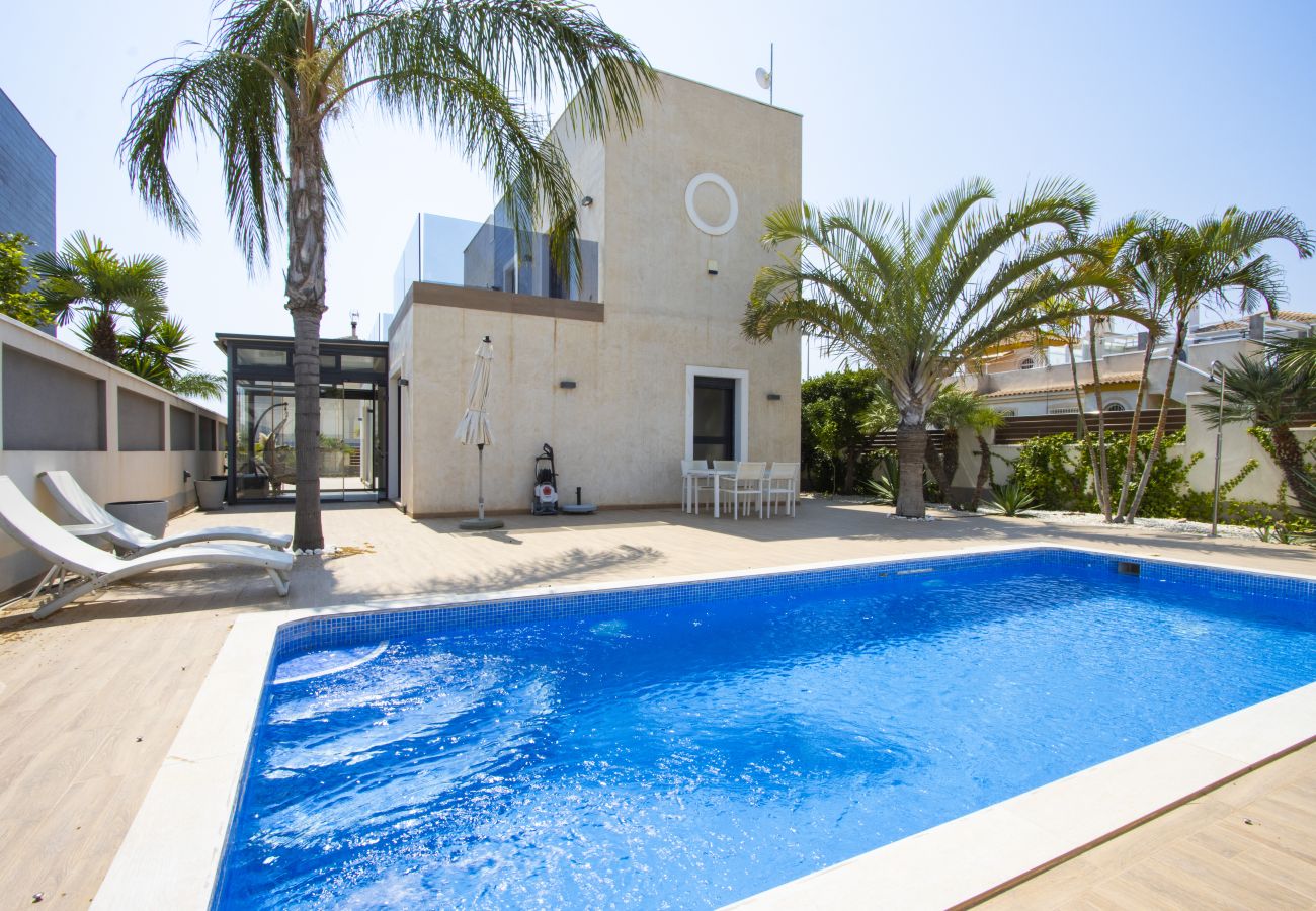 Villa in Torrevieja - ID26