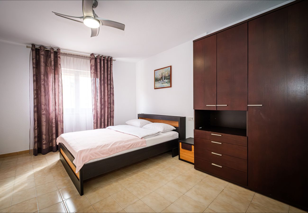 Apartment in Torrevieja - ID23