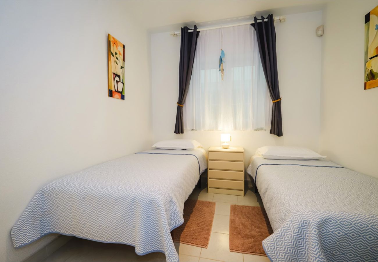 Apartment in Guardamar - ID111