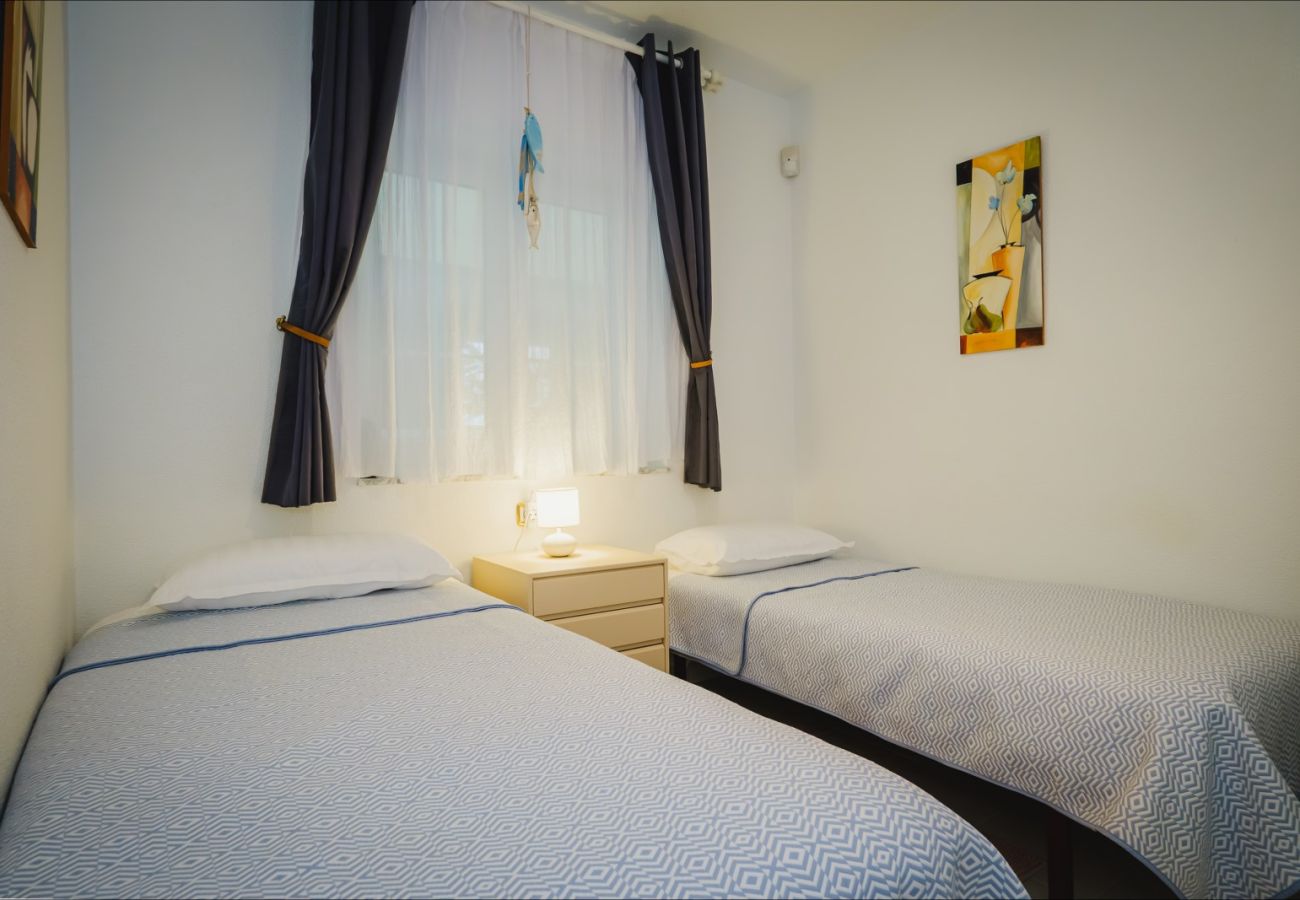 Apartment in Guardamar - ID111