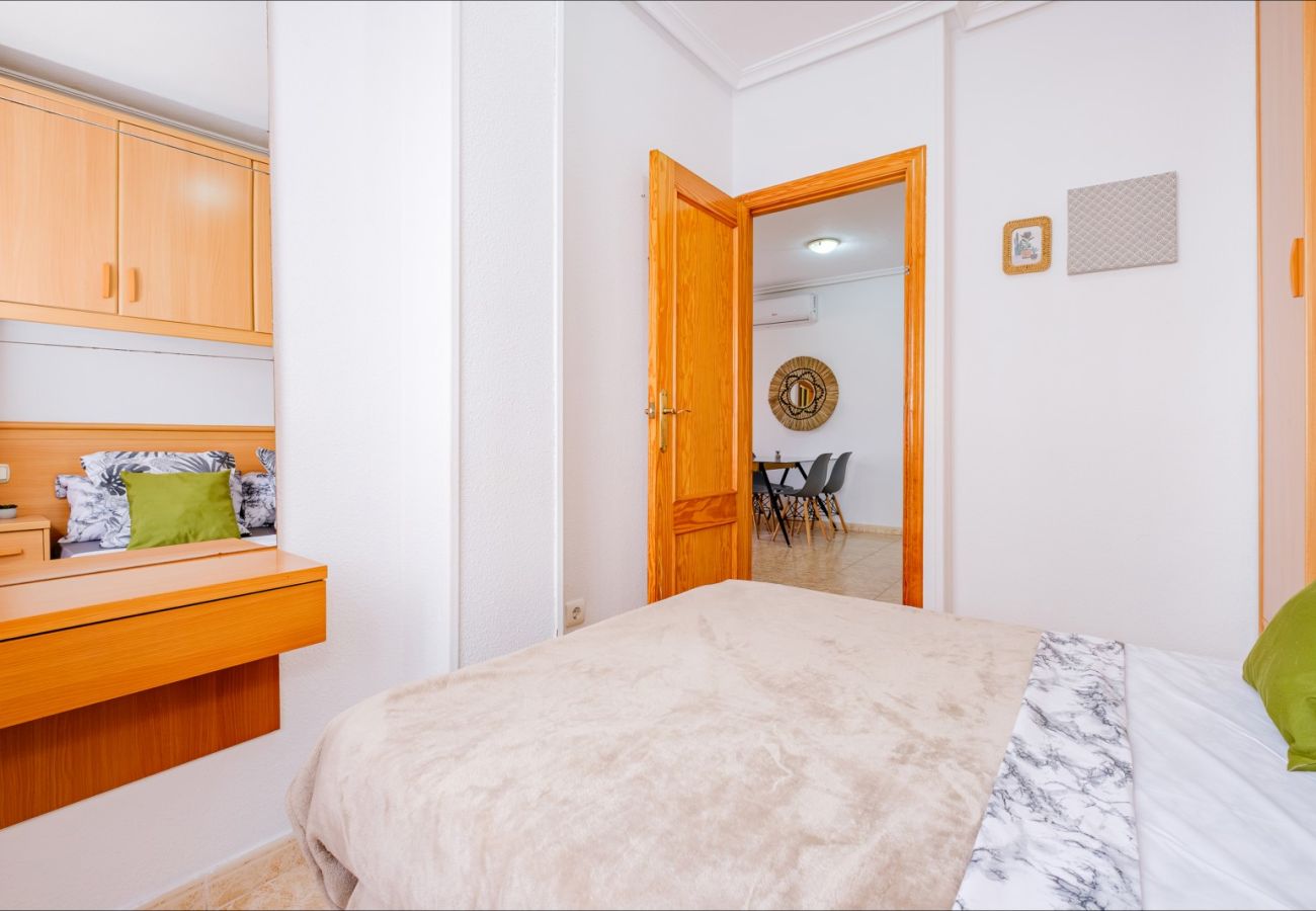 Apartment in Torrevieja - ID182
