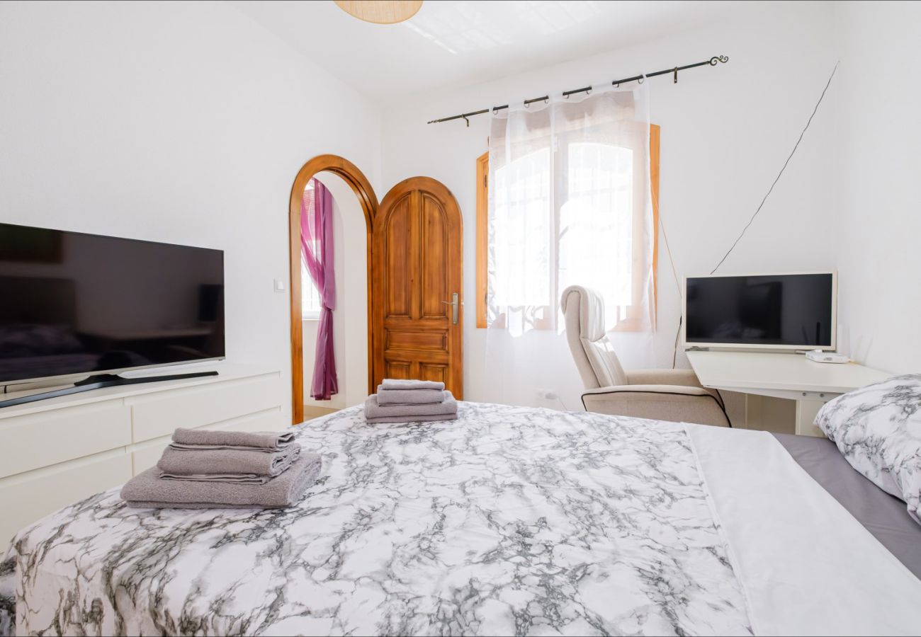 Bungalow in La Zenia - ID83