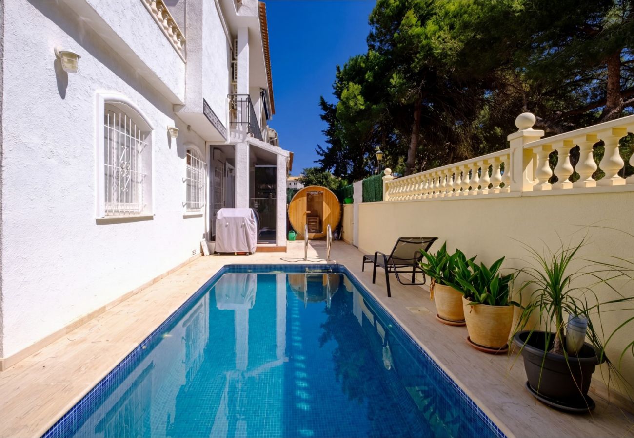 Bungalow in La Zenia - ID83