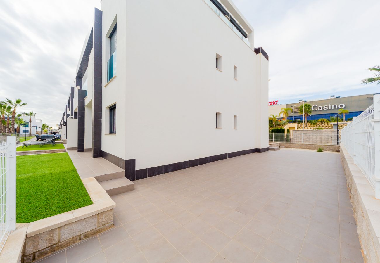 Bungalow in La Zenia - ID30