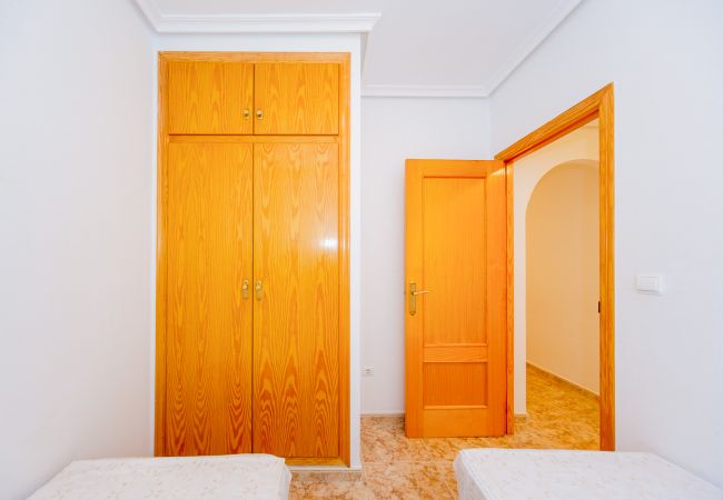 Apartment in Torrevieja - ID110