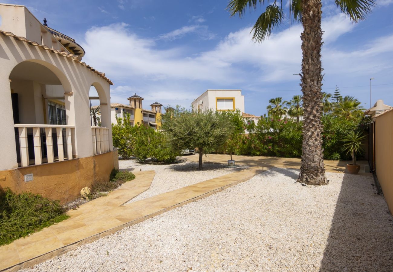 Villa in La Zenia - ID77