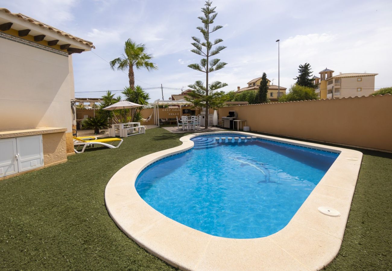 Villa in La Zenia - ID77