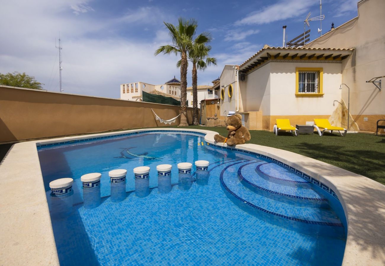 Villa in La Zenia - ID77