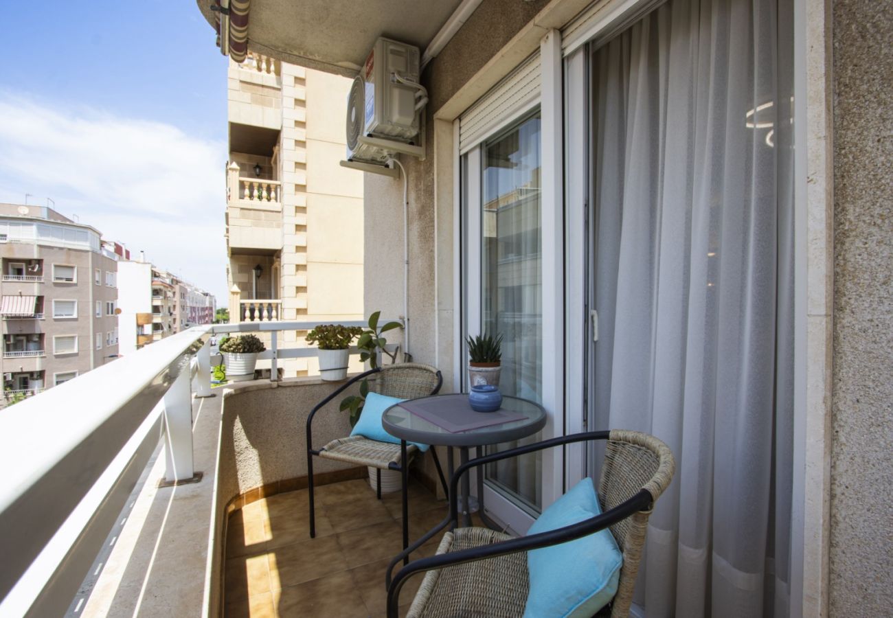 Apartment in Torrevieja - ID190