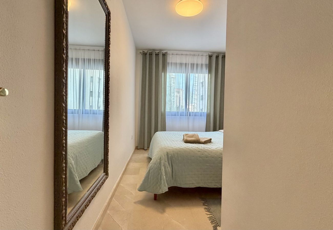 Apartment in Villajoyosa - CL PISO ROSA 2 DORMITORIOS  CON VISTA AL MAR