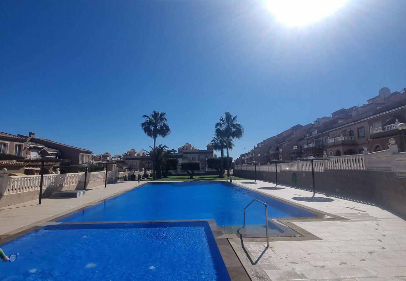 Apartment in santa pola - AL Gran Alacant 2BR Apartment with Pool