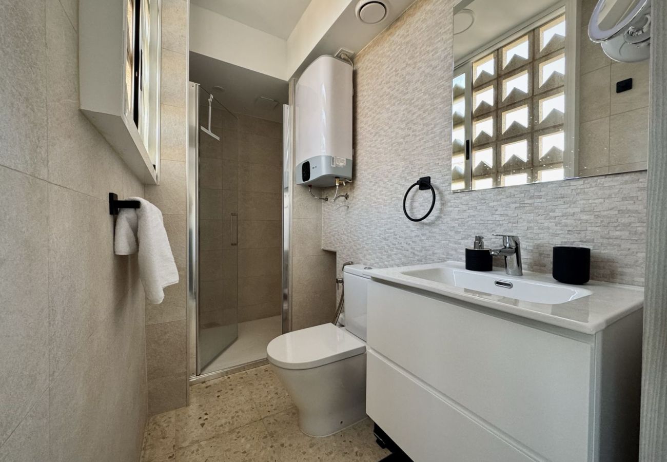 Apartment in Benidorm - BSL Piso con 2 dormitorios Chana 11 - 17B