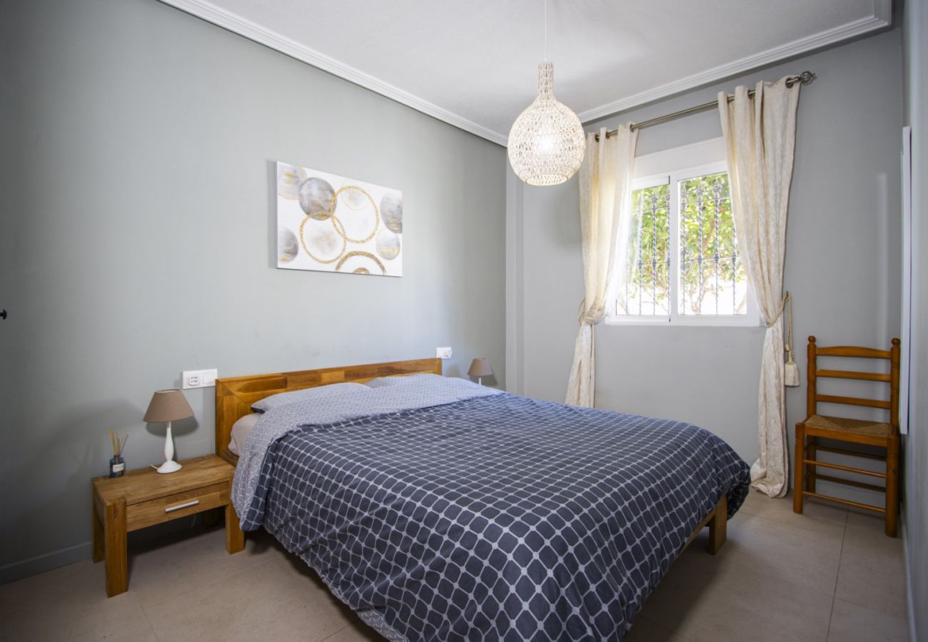 Bungalow in Orihuela Costa - ID191