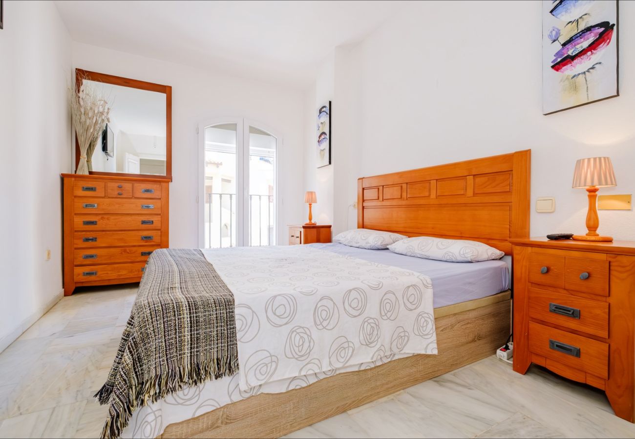 Апартаменты на Торревьеха / Torrevieja - ID371