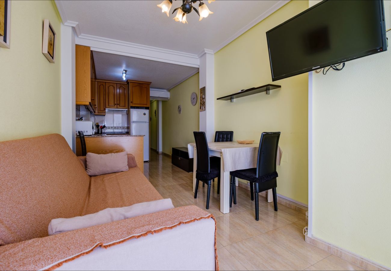Апартаменты на Торревьеха / Torrevieja - ID95