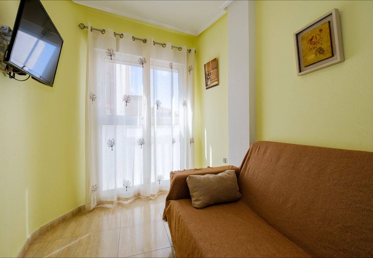 Апартаменты на Торревьеха / Torrevieja - ID95