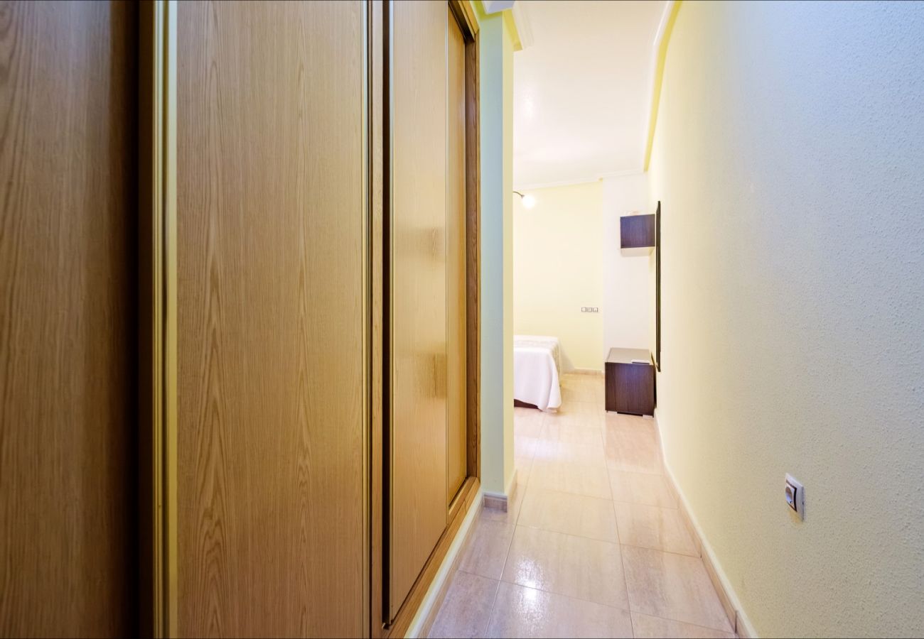 Апартаменты на Торревьеха / Torrevieja - ID95