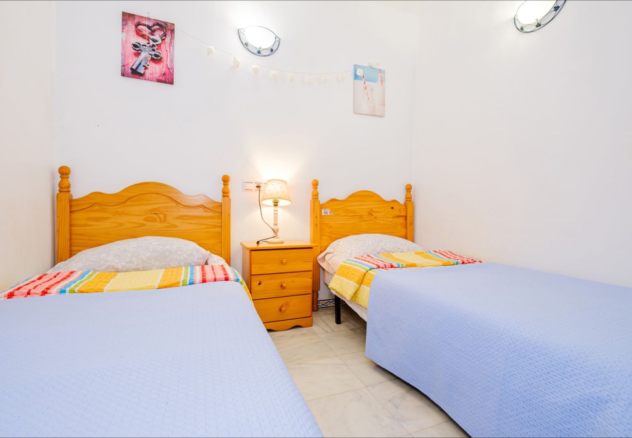 Апартаменты на Торревьеха / Torrevieja - ID47