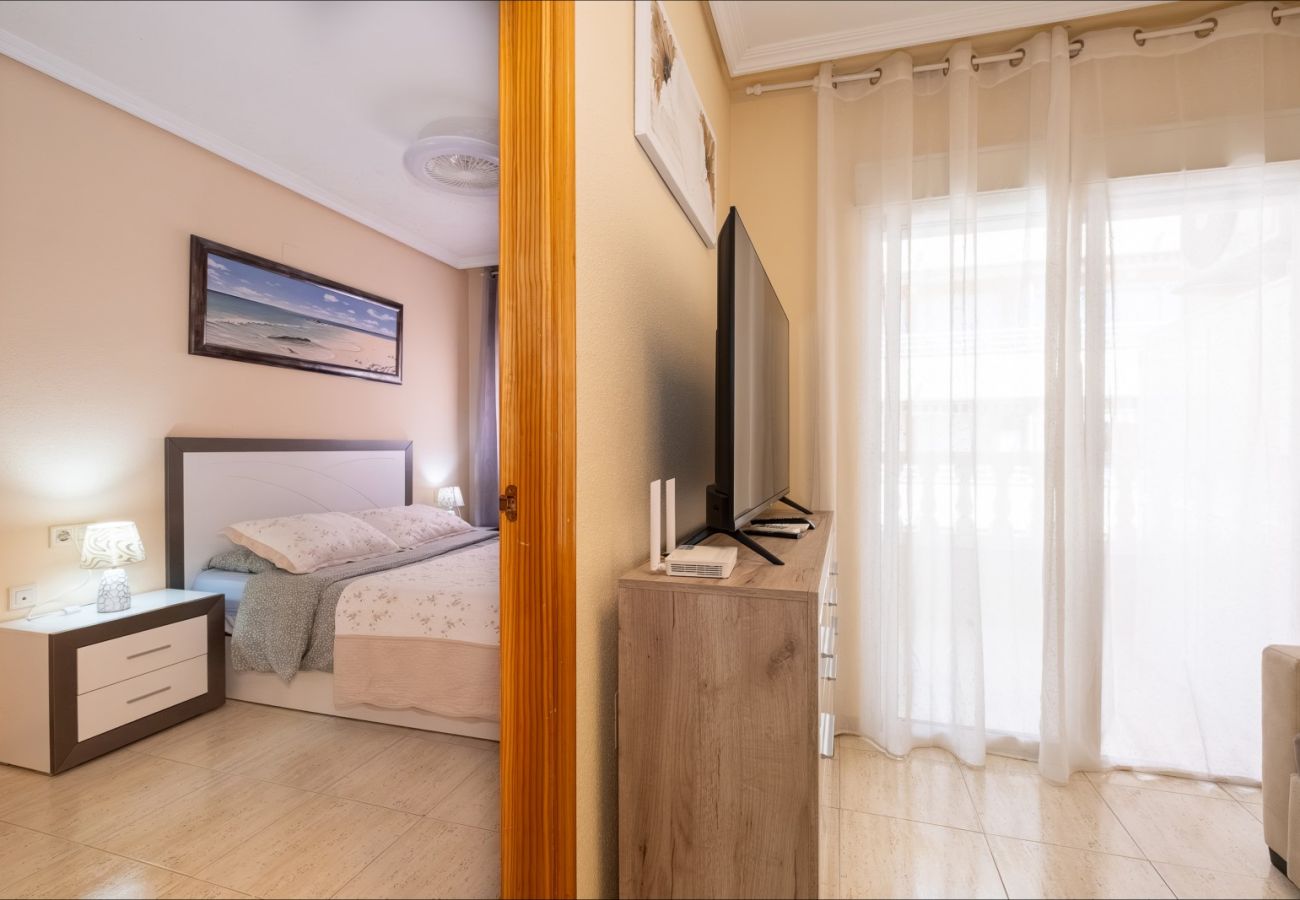 Апартаменты на Торревьеха / Torrevieja - ID103