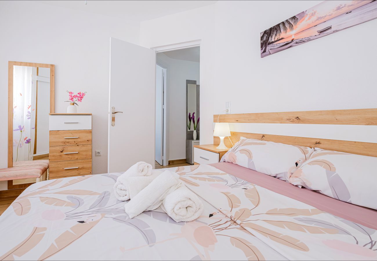 Апартаменты на Торревьеха / Torrevieja - ID24