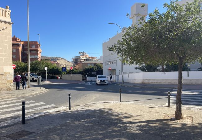 Апартаменты на Аликанте город / Alicante - Estudio SOL en Alicante