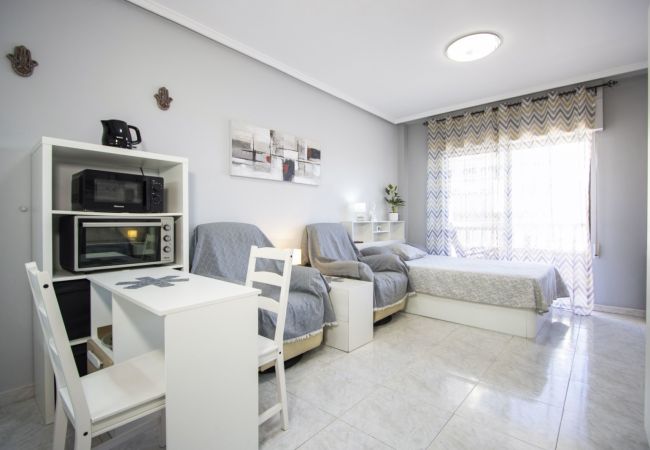 Квартира-студия на Torrevieja - ID178