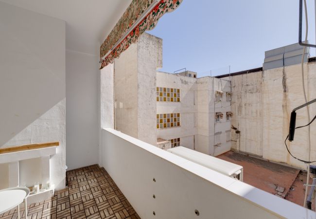 Апартаменты на Аликанте город / Alicante - Piso en Carolinas con 3 dormitorios
