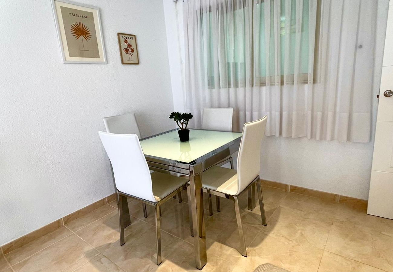 Апартаменты на Бенидорм / Benidorm - BSL Pso 1 Dormitorio Rincon