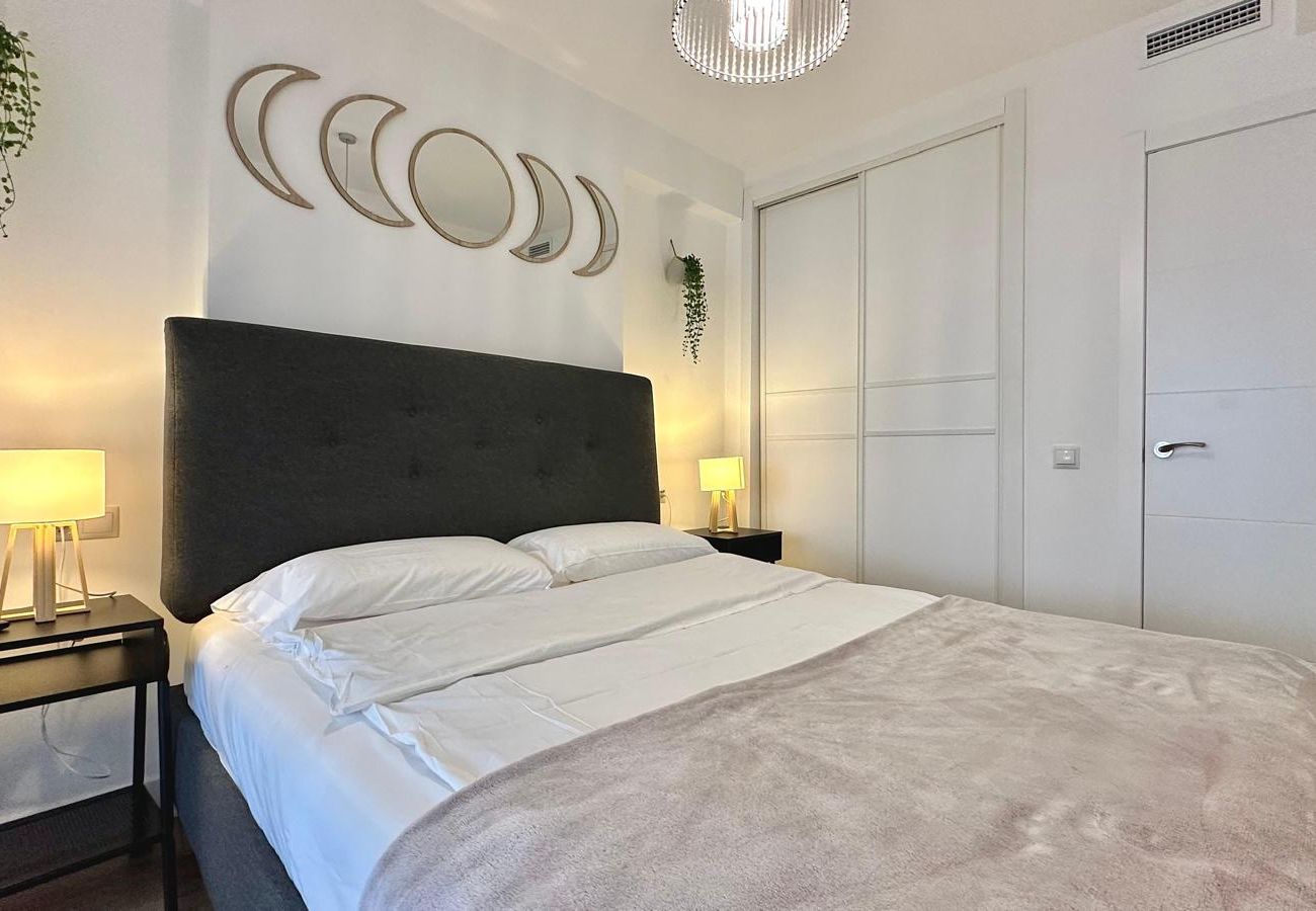 Апартаменты на Бенидорм / Benidorm - BL PISO 2 HABITACION  TROPIC MAR