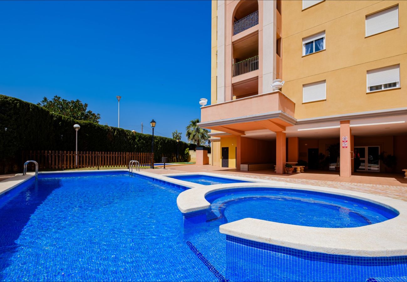 Апартаменты на Торревьеха / Torrevieja - ID47