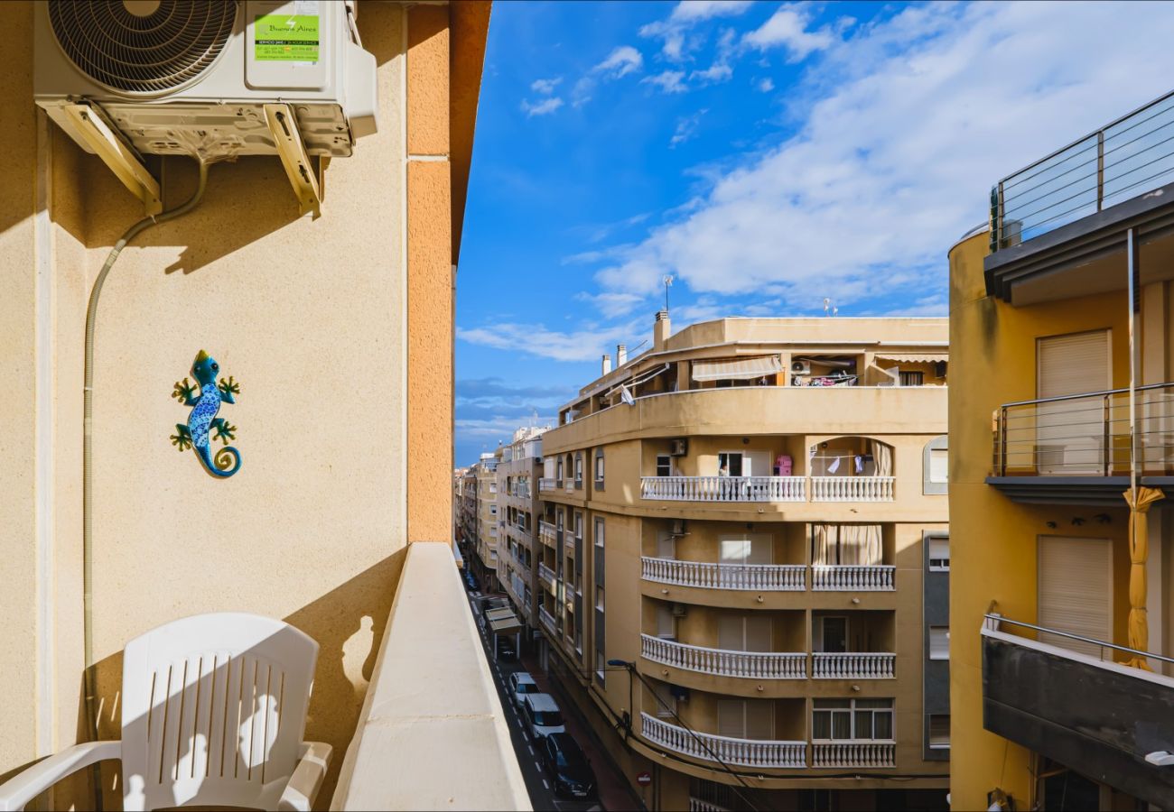 Апартаменты на Торревьеха / Torrevieja - ID90