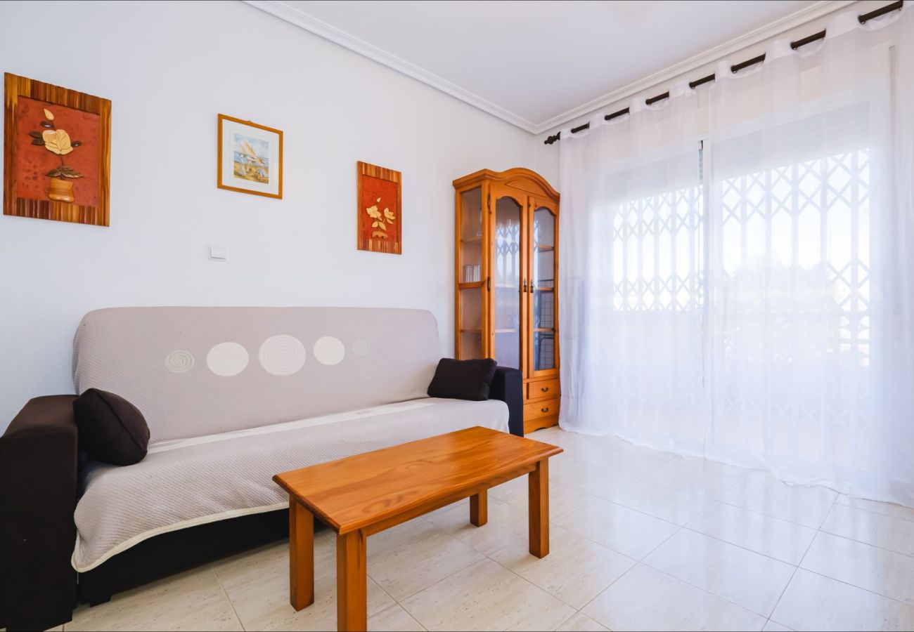 Апартаменты на Торревьеха / Torrevieja - ID138